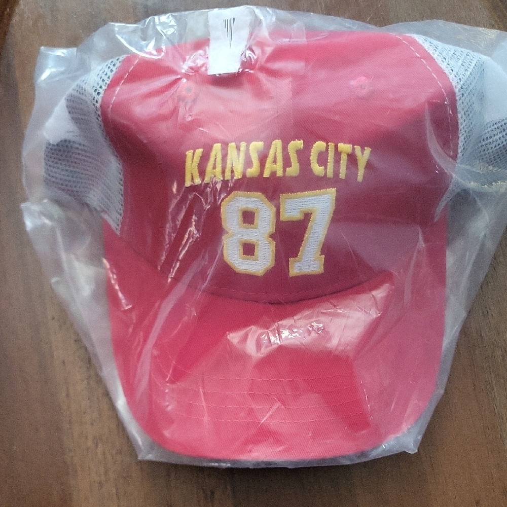 Kansas City 87 Red Cap